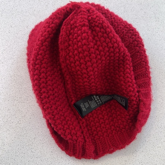 Y2k Red Beanie - Picture 5 of 5
